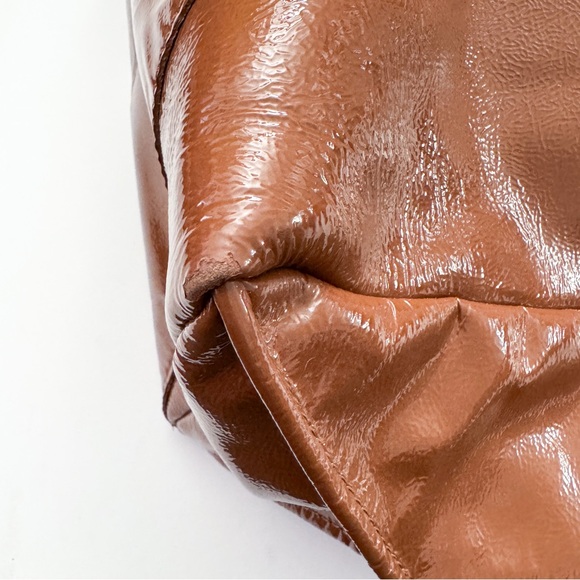 Ampersand As Apostrophe Brown Shiny Patent Leather Tote Bag - Picture 8 of 10